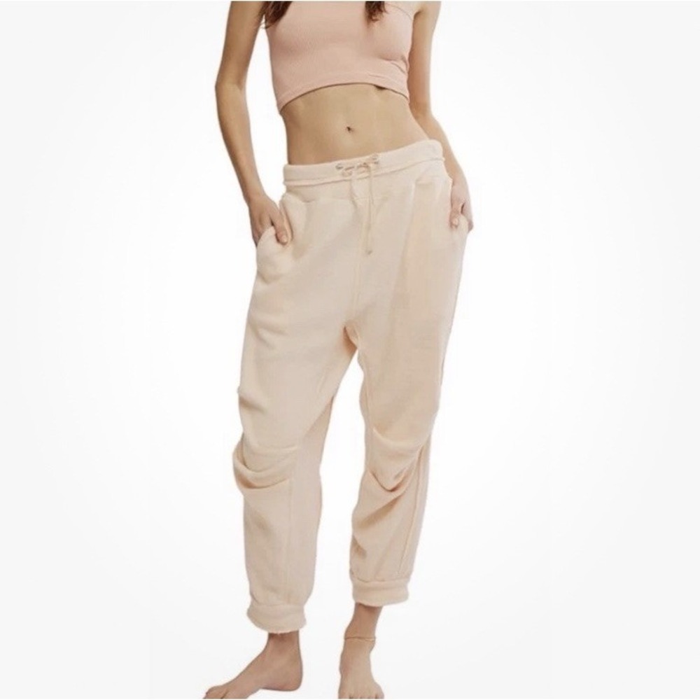 Free People Day Off Fleece Joggers Harem Pants Sweats Tender Peach Size Medium